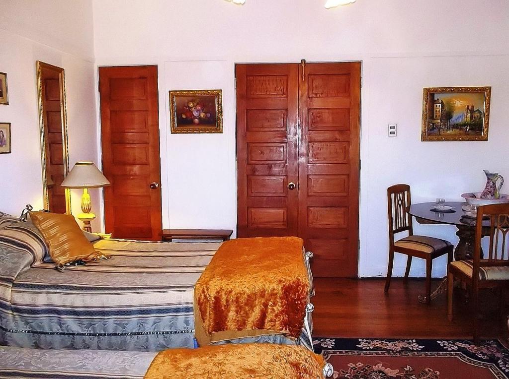 The Grand House Bed & Breakfast Valparaiso Bilik gambar